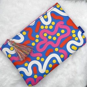 4/$25 Ipsy Glam Bag March 2023 - Bright Color Pattern